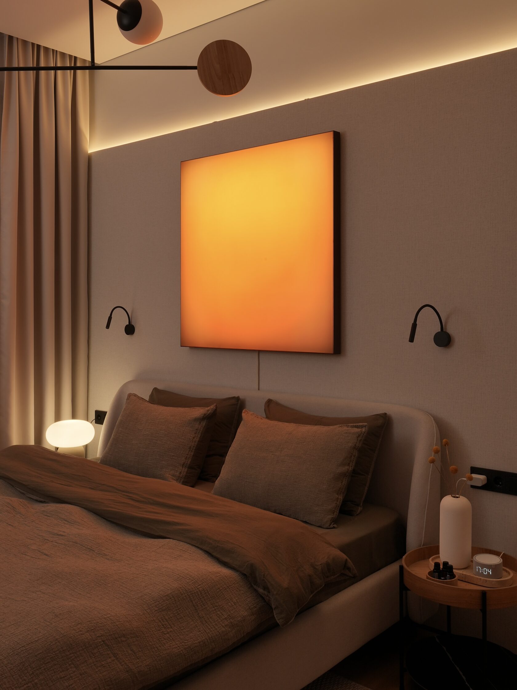 Golden hour atmosphere — at the touch of a button.